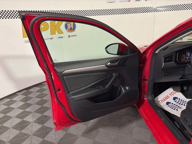 Used 2021 Volkswagen Jetta S image 19