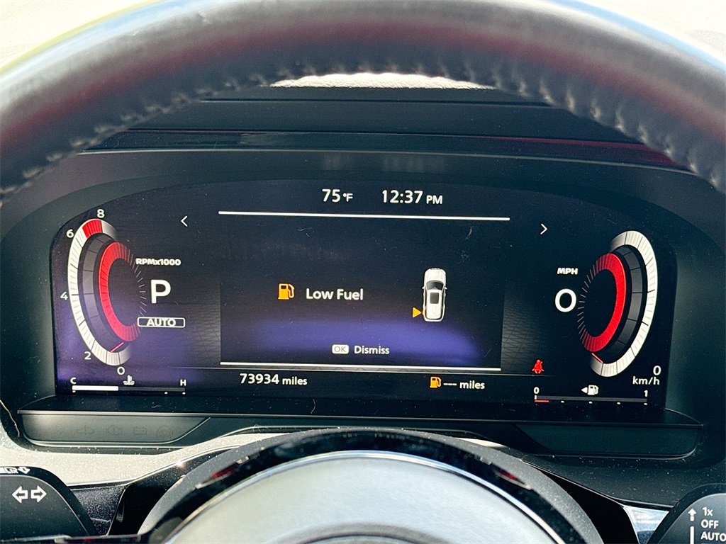 Used 2022 Nissan Pathfinder Platinum w/ Cargo Package image 13