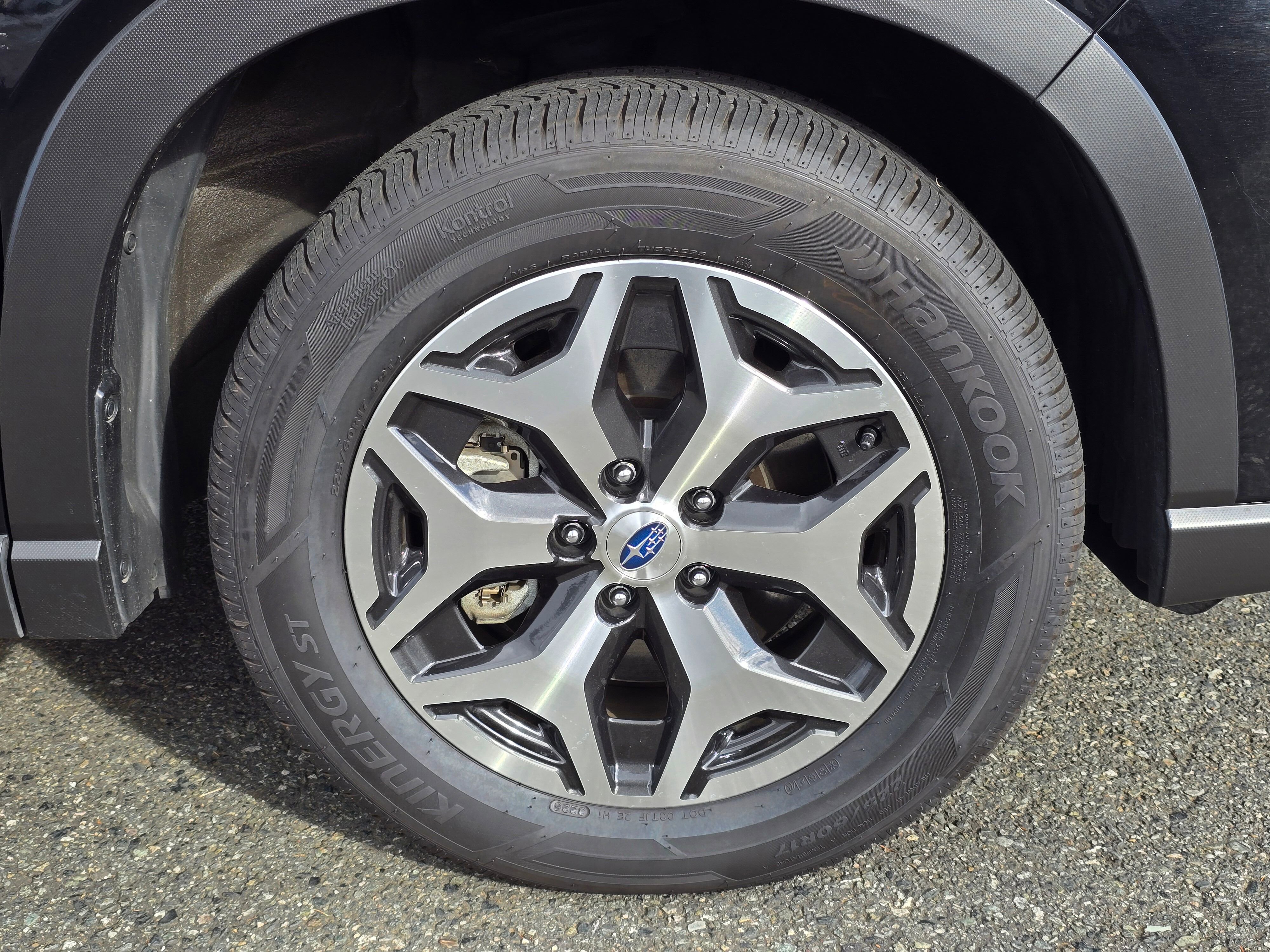 Used 2022 Subaru Forester Premium AWD/4WD image 9