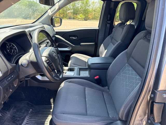 Certified 2025 Nissan Frontier SV RWD image 10