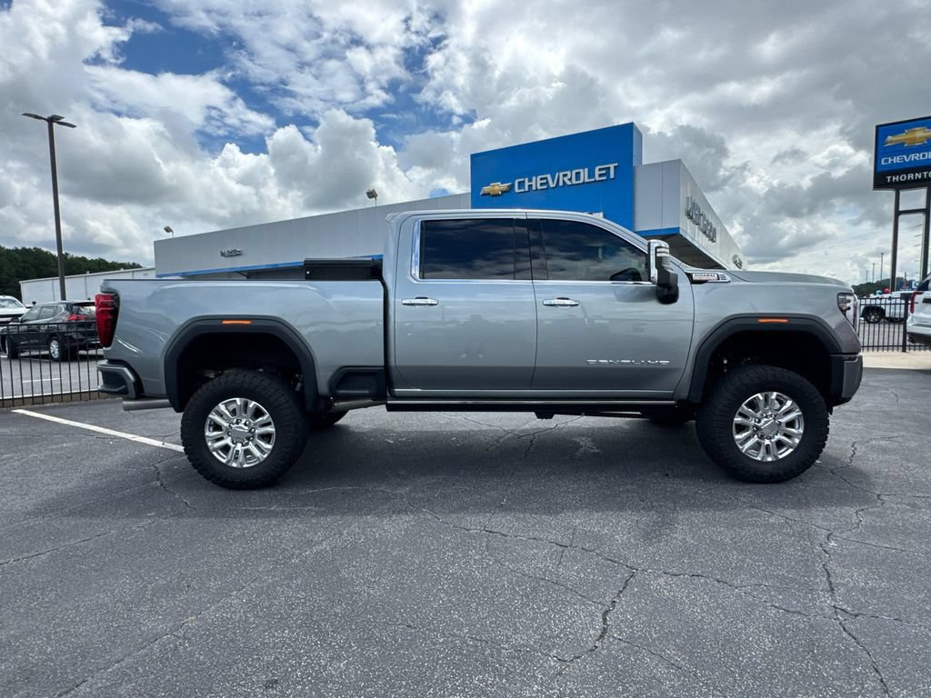 Used 2024 GMC Sierra 2500 Denali w/ Denali Reserve Package AWD/4WD image 5