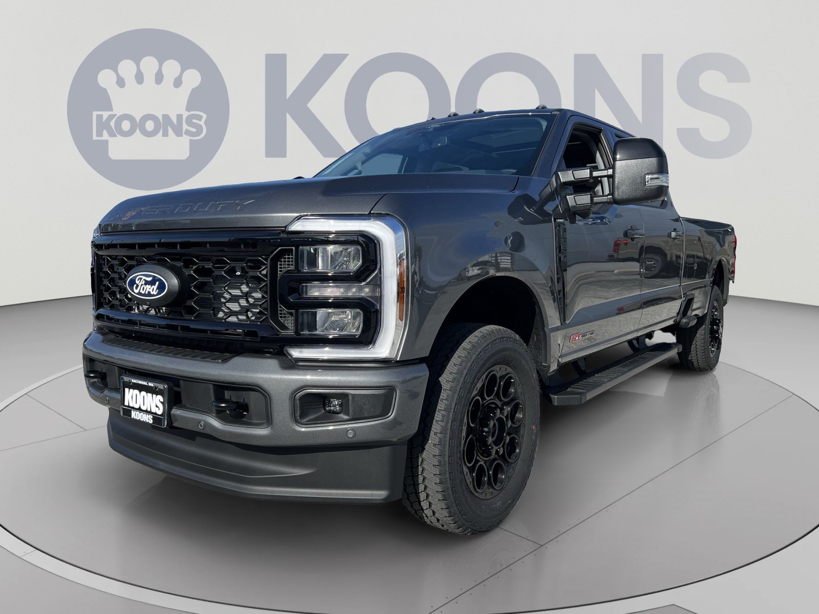 New 2027 Ford F350 Lariat w/ Black Appearance Package