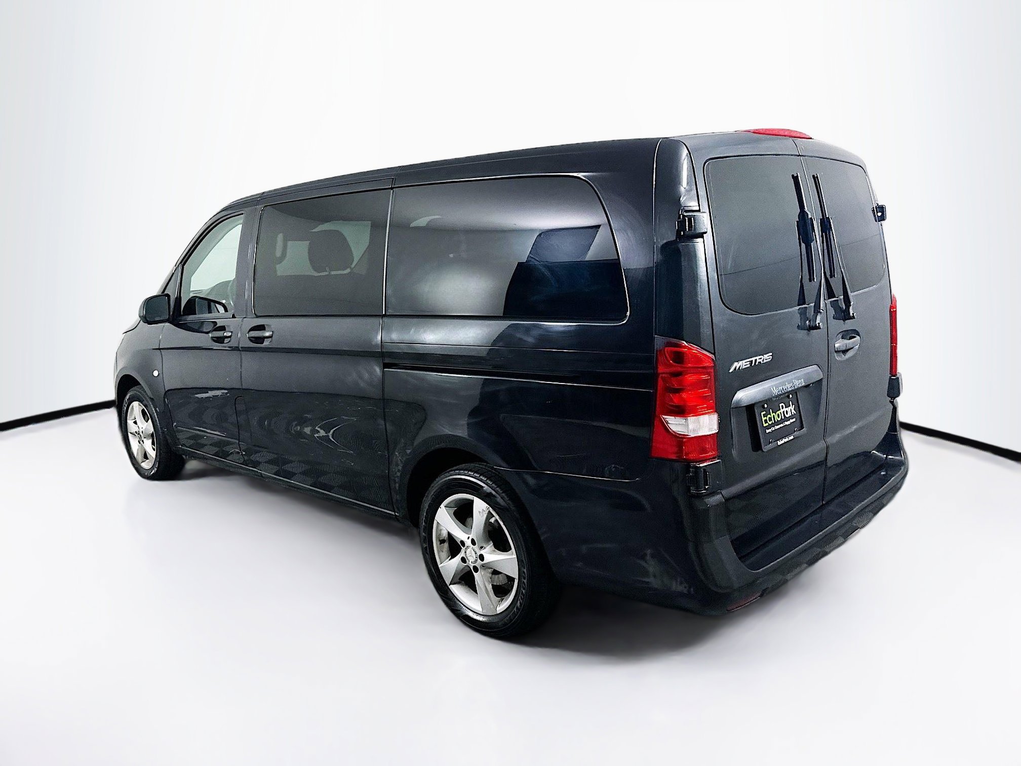 Used 2020 Mercedes-Benz Metris Passenger image 5