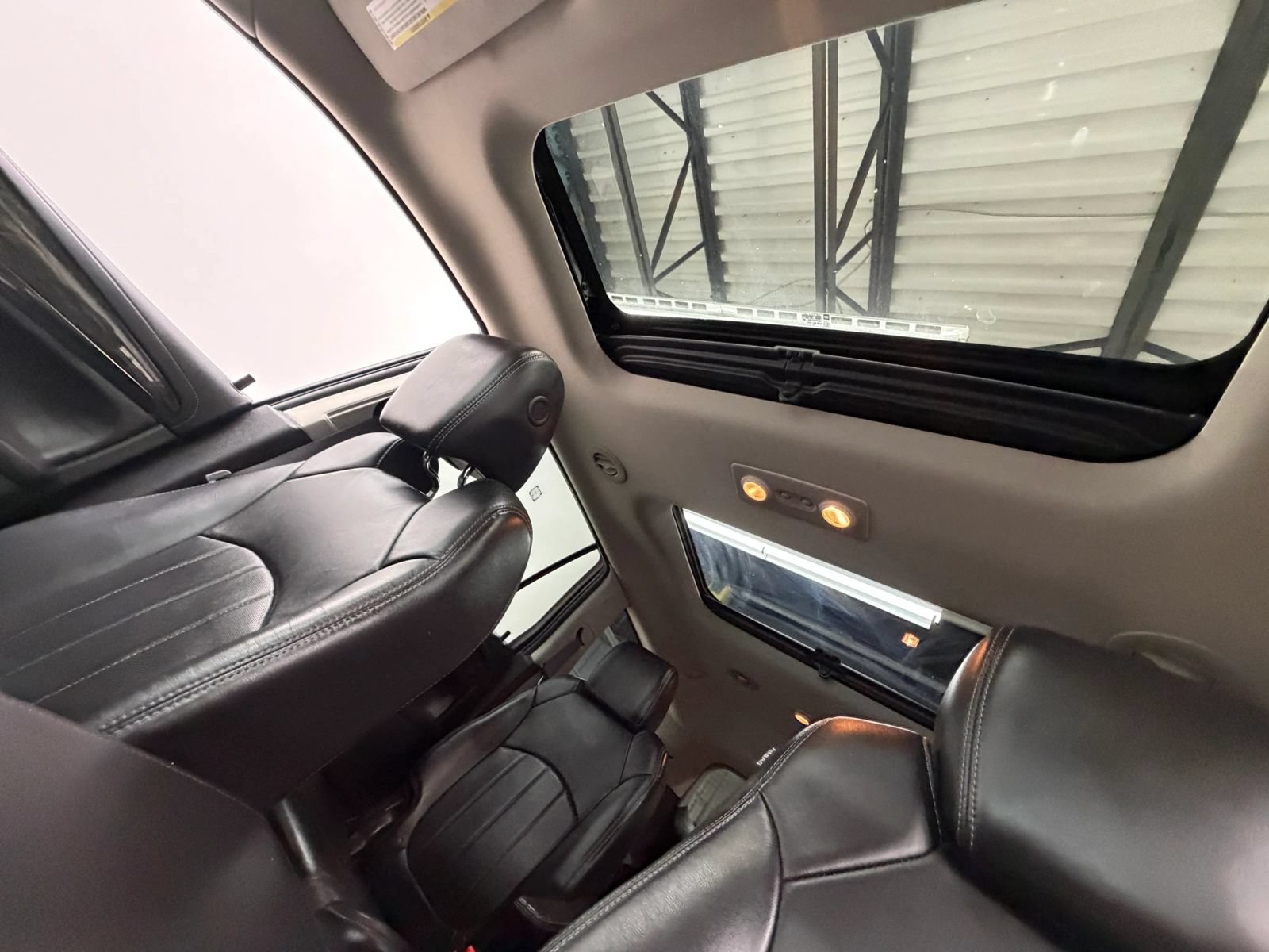 Used 2013 Buick Enclave Premium AWD/4WD image 34