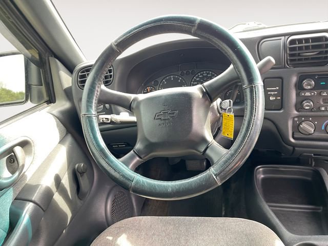 Used 2002 Chevrolet S10 Pickup LS w/ LS Preferred Equipment Group image 12