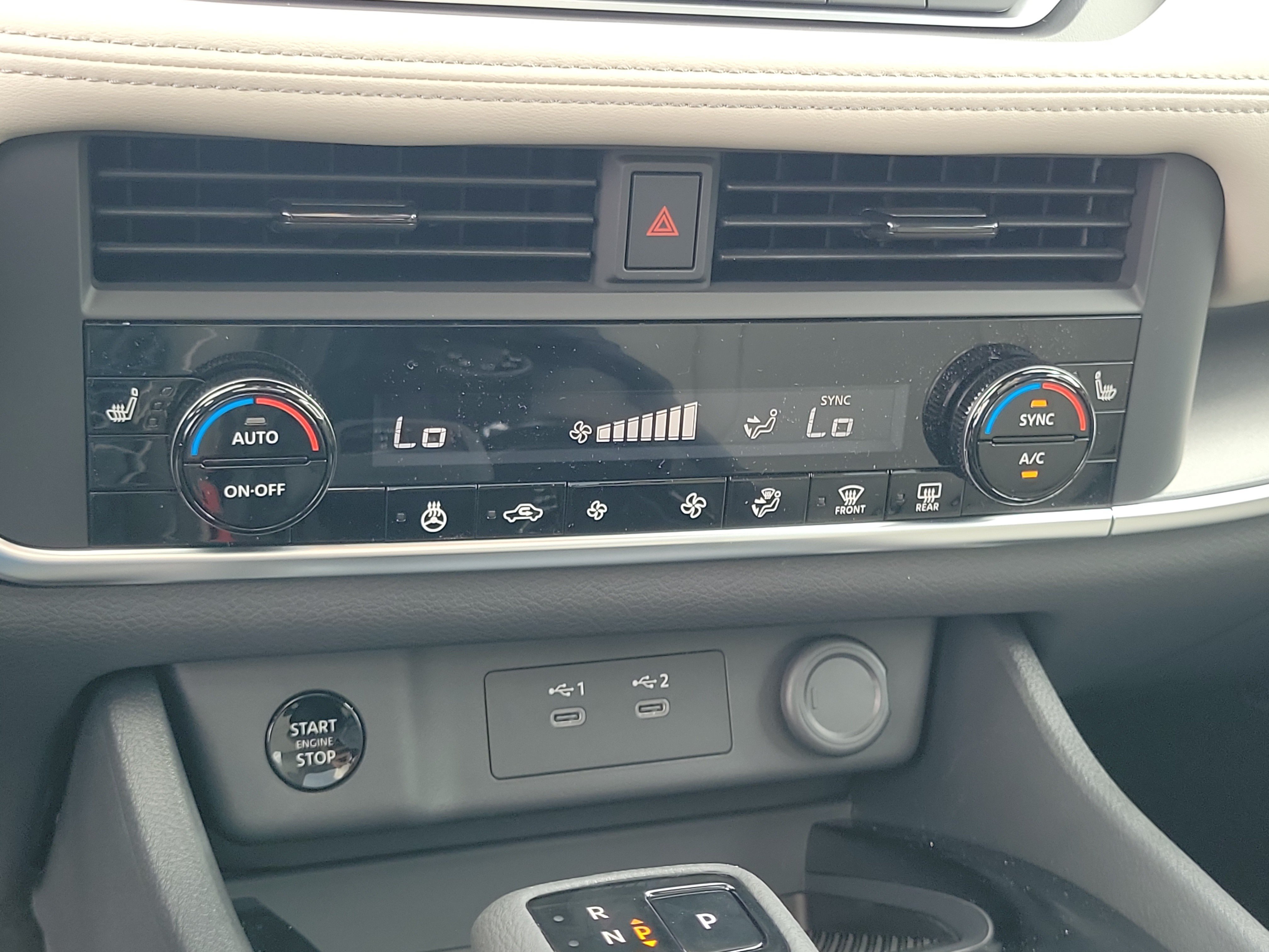 New 2026 Nissan Rogue Dark Armor AWD/4WD image 27