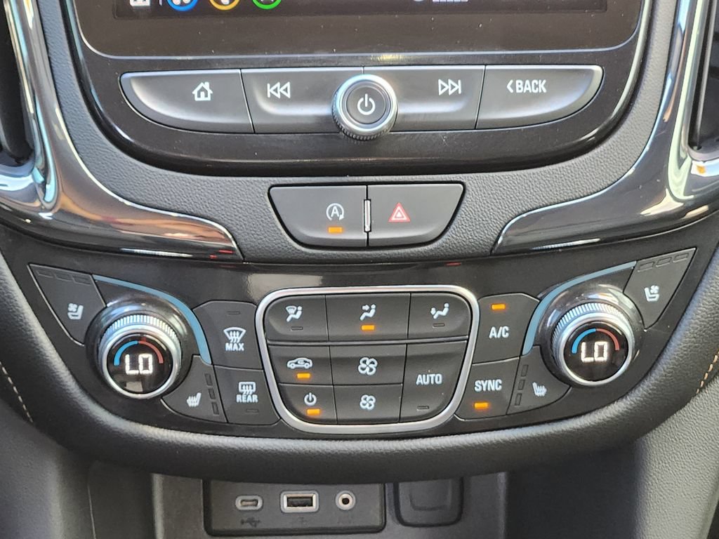 Used 2024 Chevrolet Equinox Premier AWD/4WD image 21