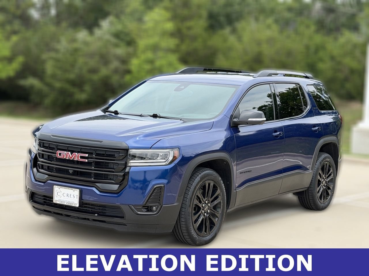 Used 2023 GMC Acadia SLT w/ Elevation Edition FWD image 3