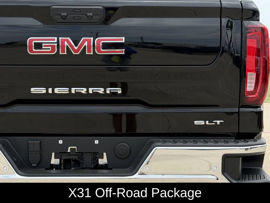 Used 2026 GMC Sierra 1500 SLT AWD/4WD image 9