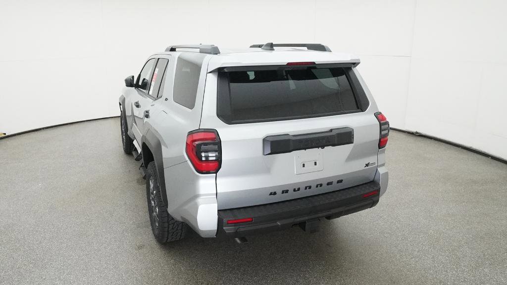 New 2025 Toyota 4Runner SR5 image 9