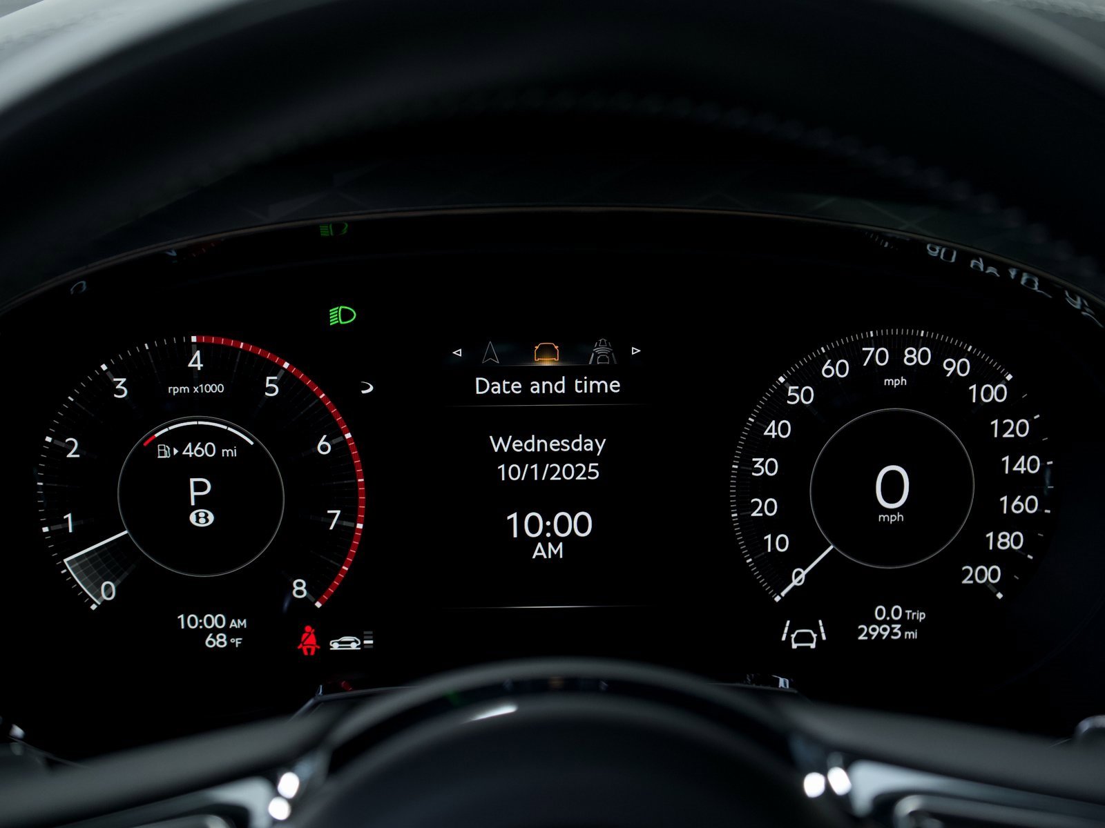 Used 2025 Bentley Bentayga image 39