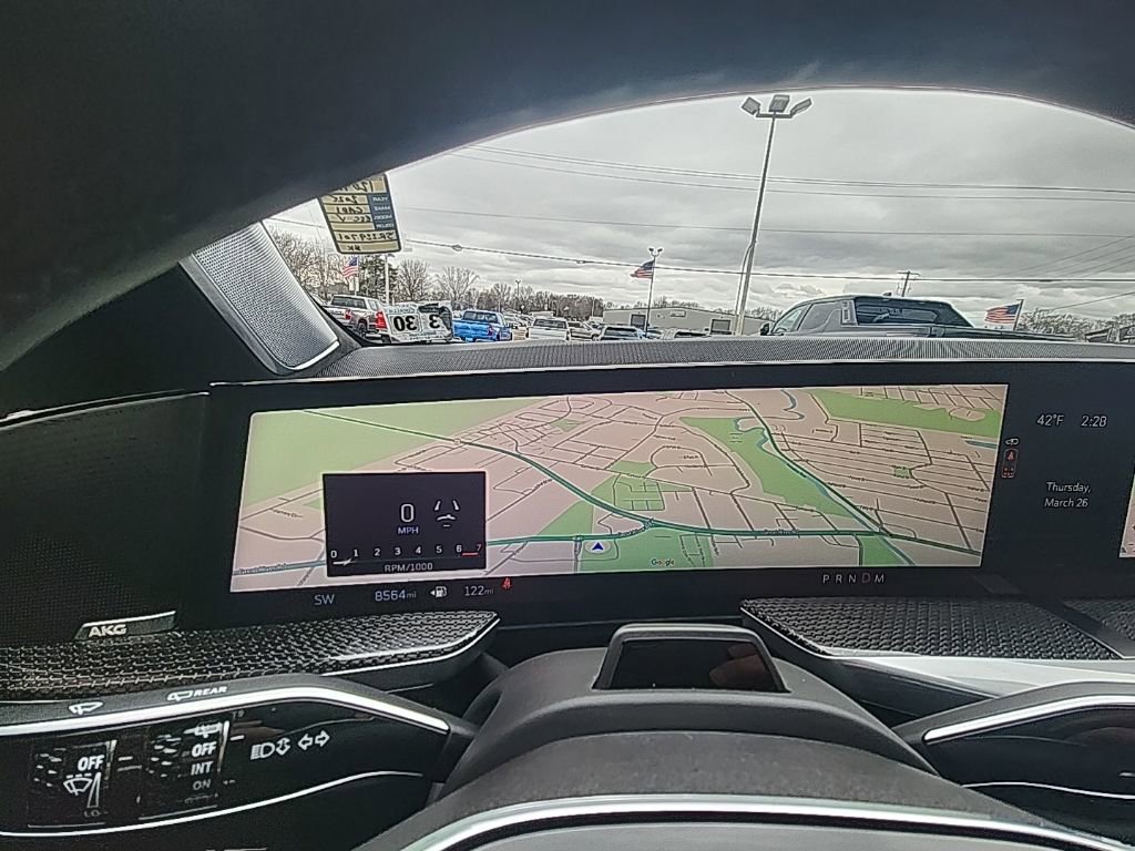 Used 2025 Cadillac Escalade V image 28