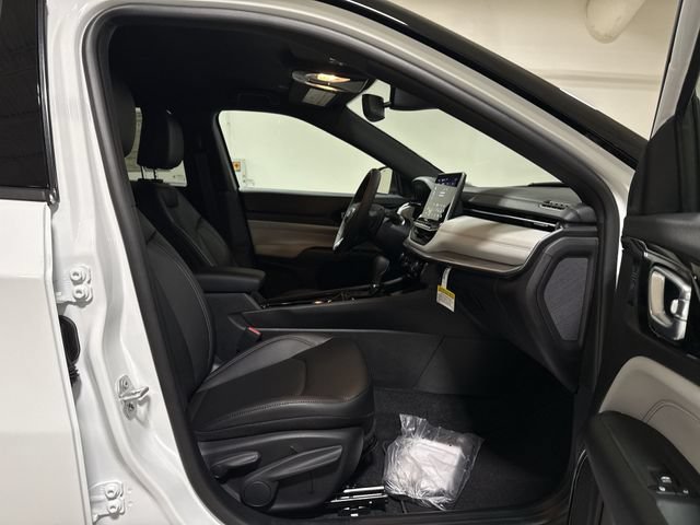 New 2026 Jeep Compass Limited AWD/4WD image 21