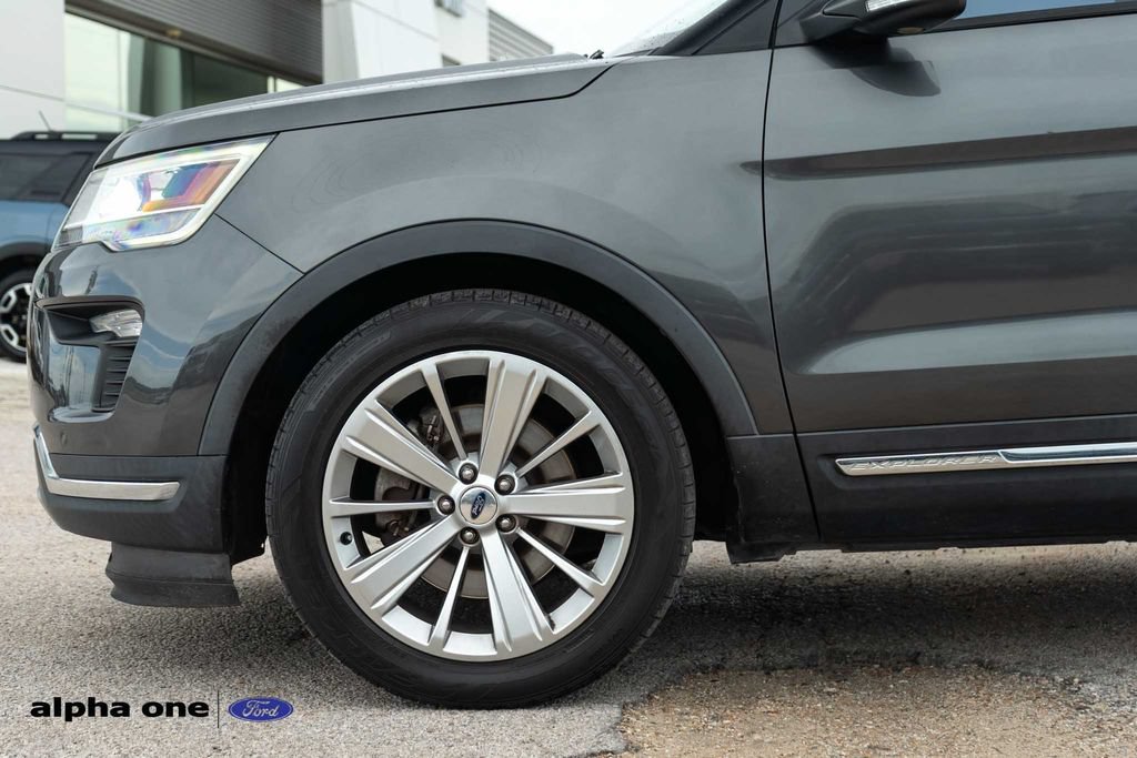 Used 2018 Ford Explorer Limited FWD image 11