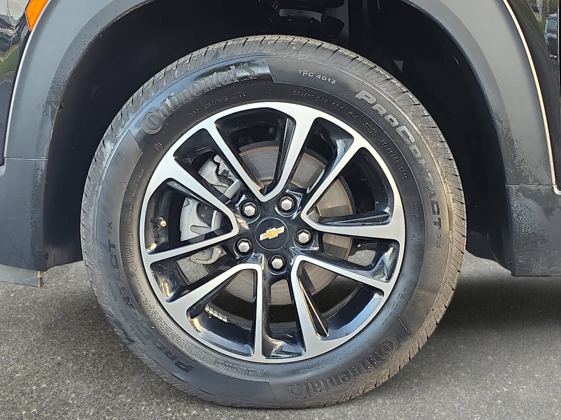 Used 2025 Chevrolet TrailBlazer LT AWD/4WD image 30