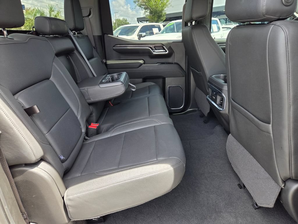 Used 2024 Chevrolet Silverado 1500 LTZ RWD image 15