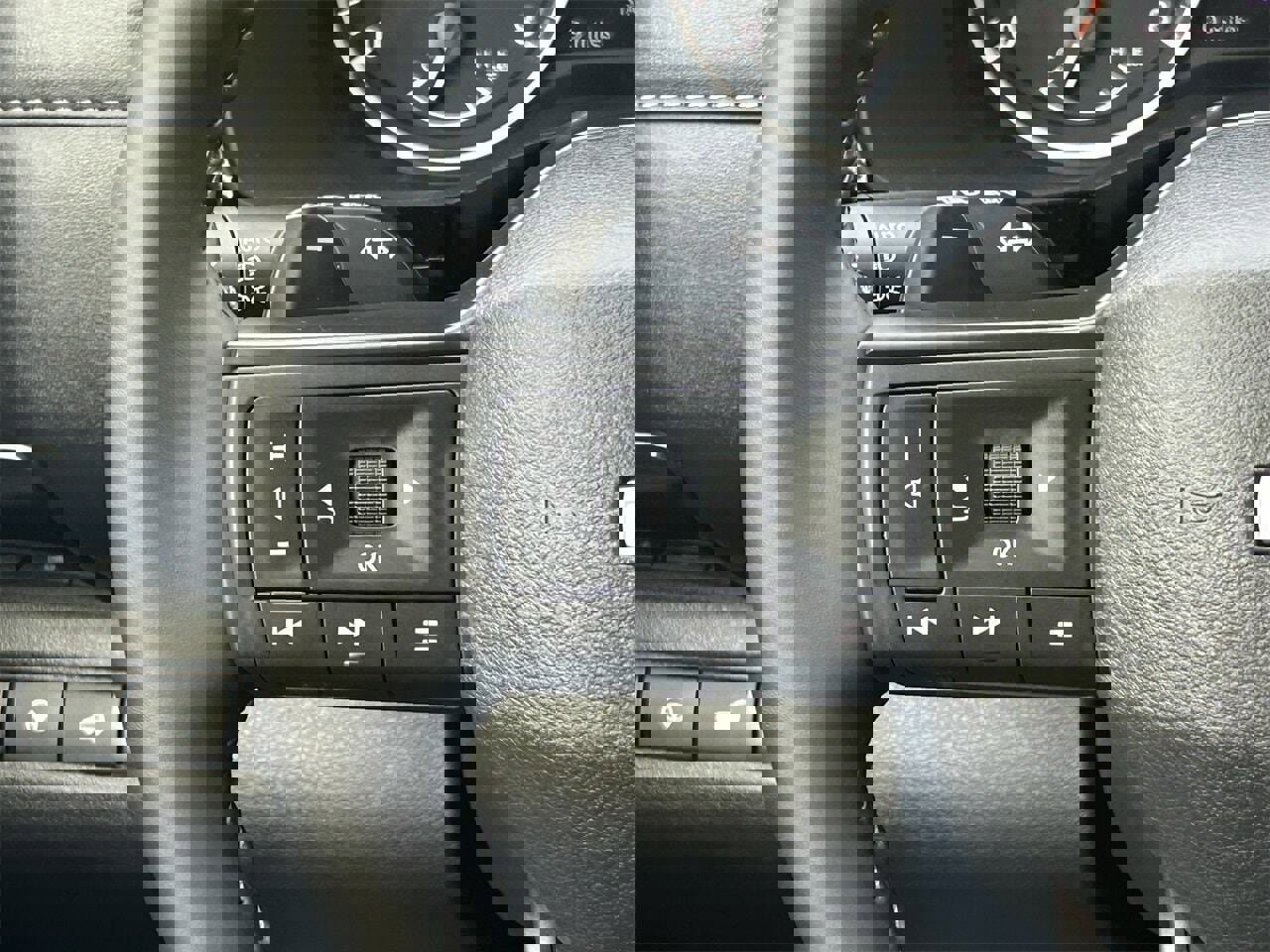 New 2026 Nissan Pathfinder SV image 30