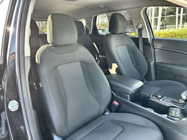 Used 2024 Kia Sportage LX image 28