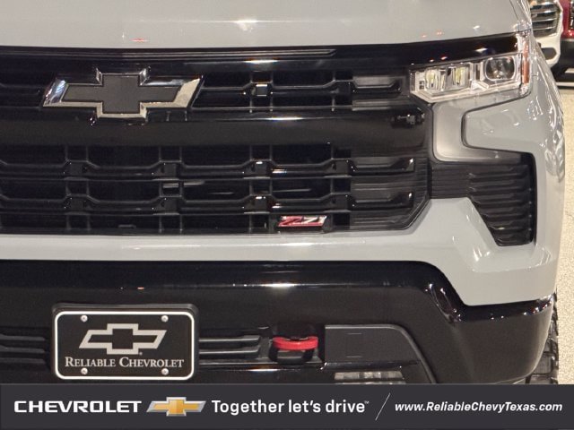 Used 2024 Chevrolet Silverado 1500 LT Trail Boss AWD/4WD image 9