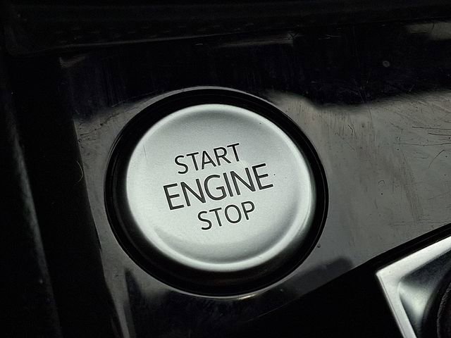 Certified 2023 Volkswagen Taos SE image 24