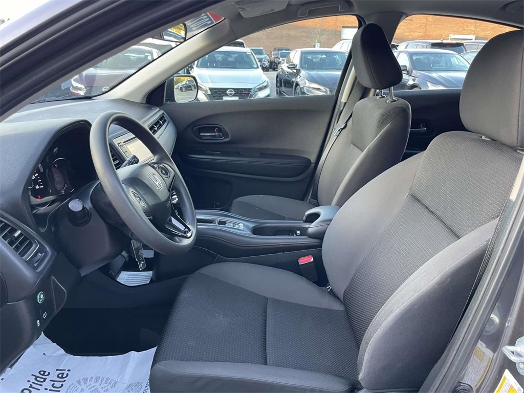 Used 2022 Honda HR-V LX image 13