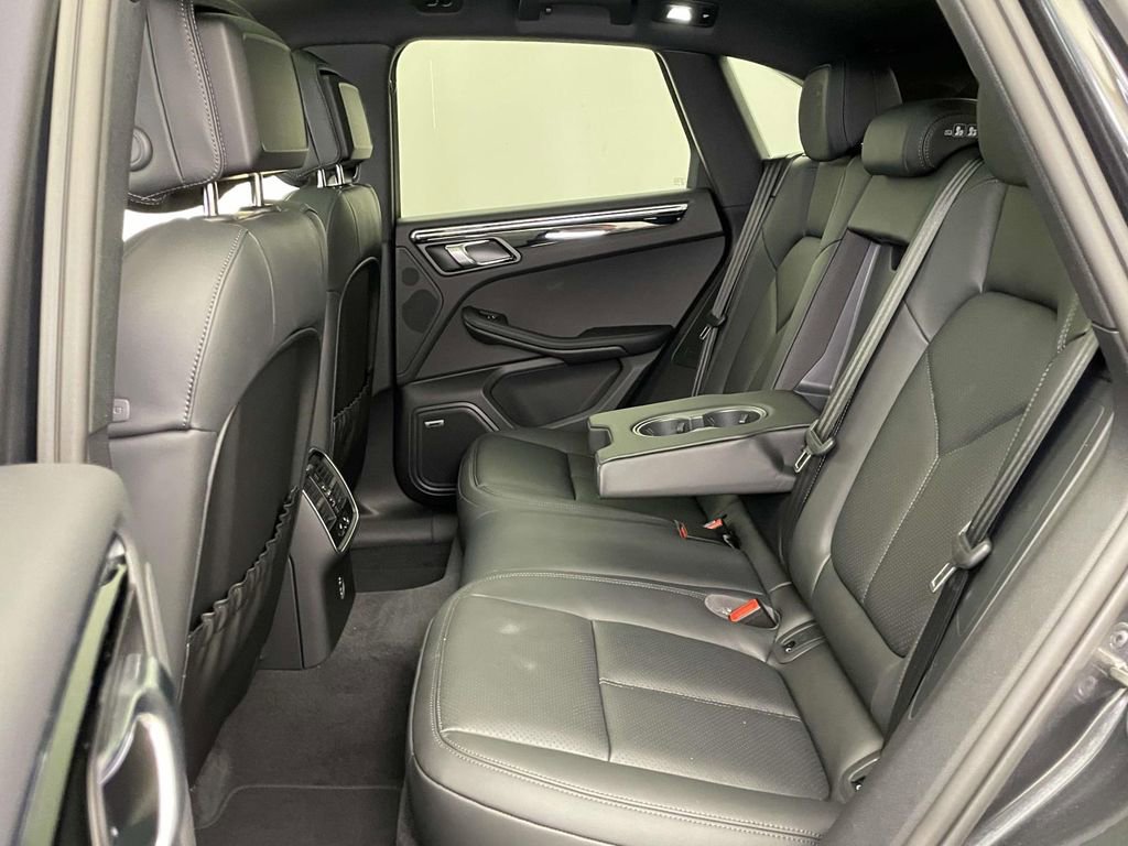 New 2026 Porsche Macan Turbo image 19