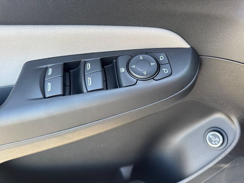 New 2026 Buick Envista Sport Touring FWD image 17