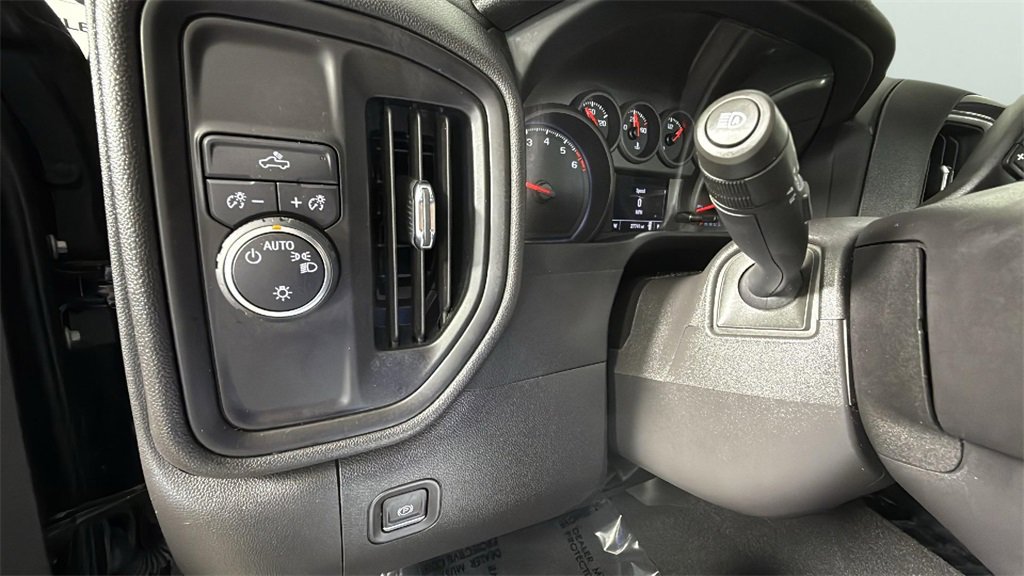 Certified 2023 Chevrolet Silverado 1500 Custom image 22