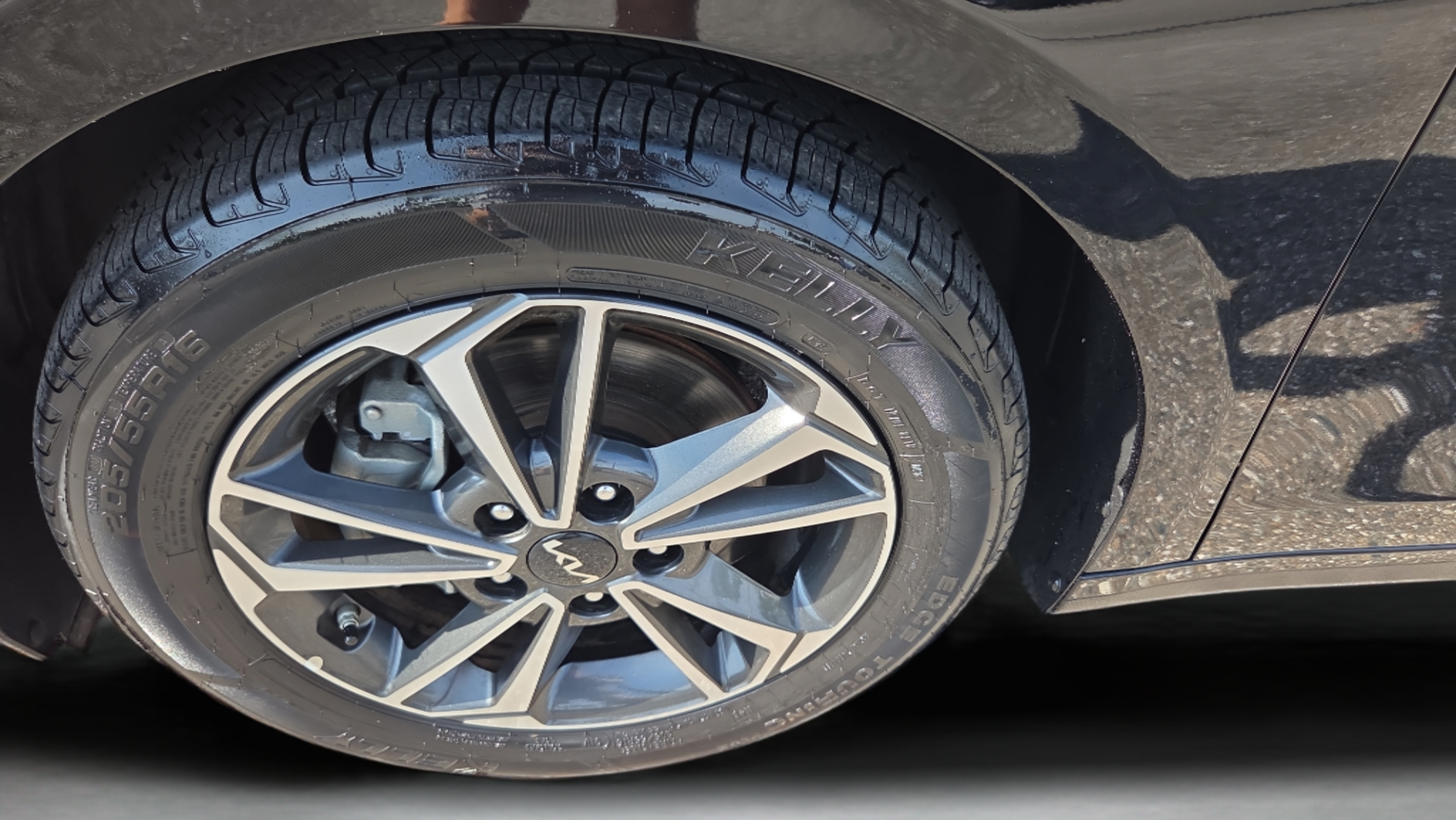 Used 2024 Kia Forte LXS w/ LXS Technology Package FWD image 28