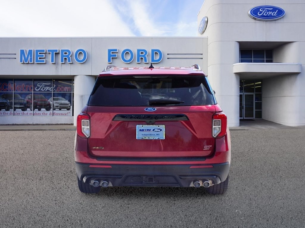Certified 2023 Ford Explorer ST w/ Equipment Group 401A AWD/4WD image 4