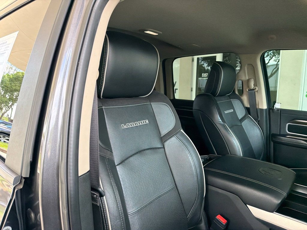 Used 2022 RAM 3500 Laramie AWD/4WD image 25