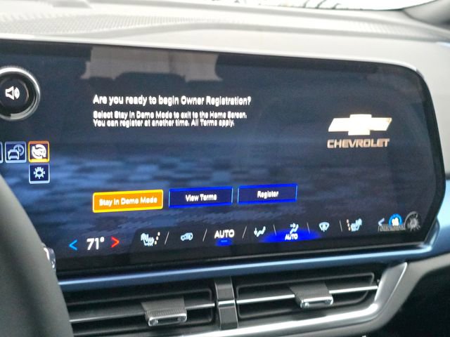 New 2026 Chevrolet Equinox EV LT AWD/4WD image 26