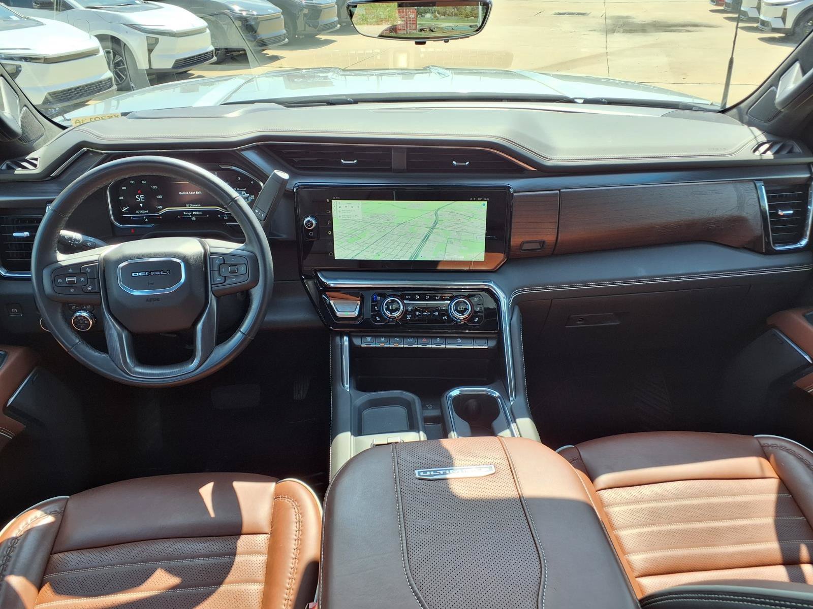 Used 2025 GMC Sierra 3500 Denali Ultimate AWD/4WD image 10