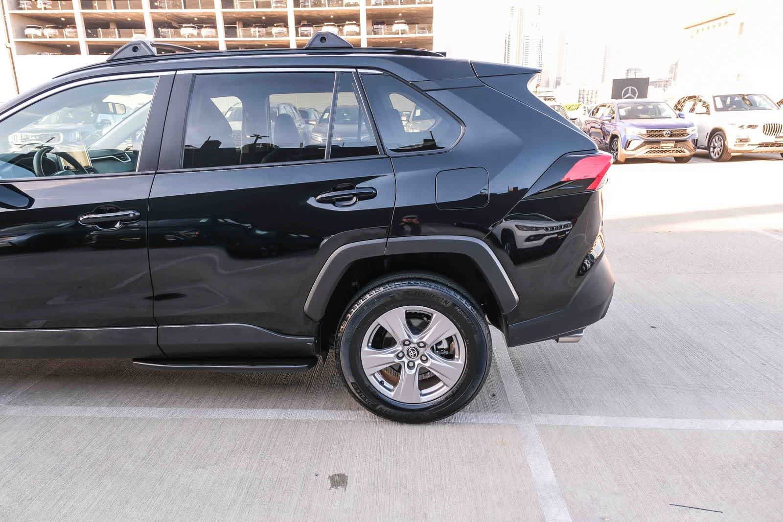 Certified 2025 Toyota RAV4 XLE FWD image 8