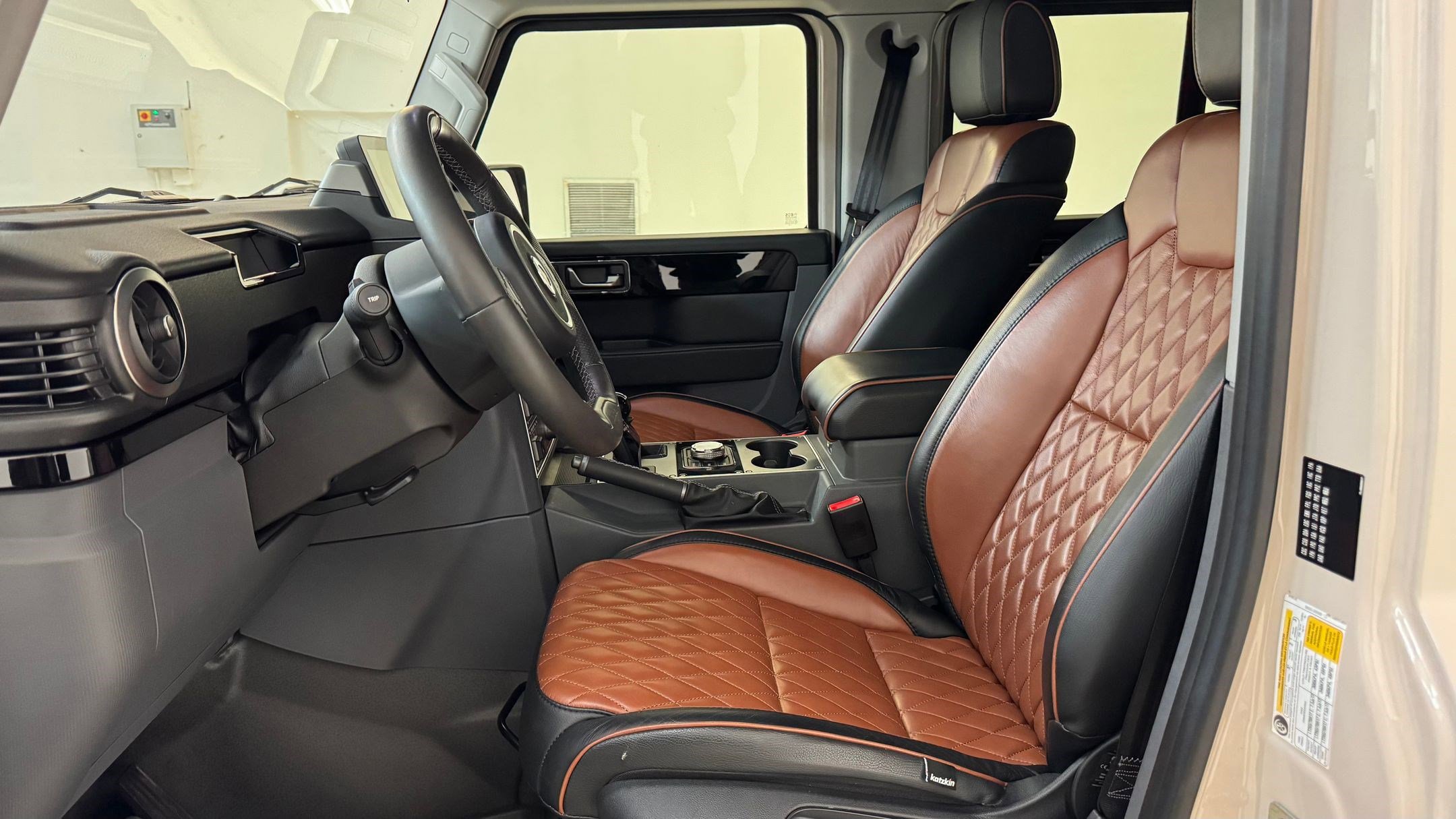 Used 2024 INEOS Grenadier Fieldmaster Edition image 34