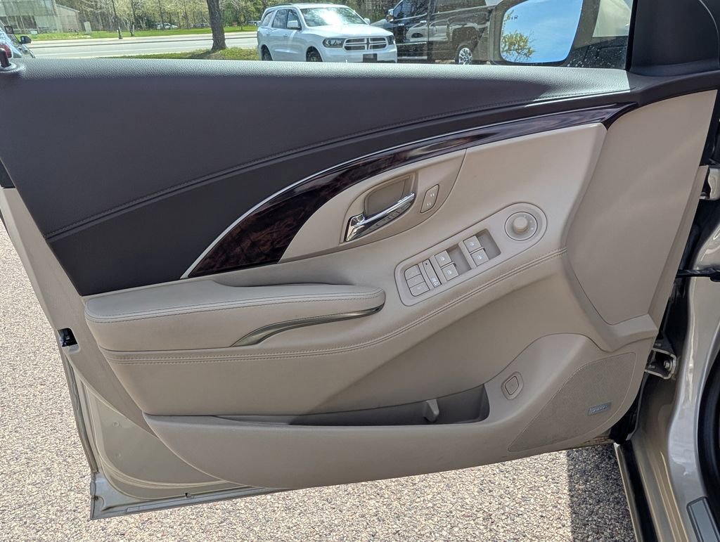 Used 2014 Buick LaCrosse Premium w/ Driver Confidence Package FWD image 30