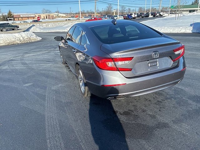 Used 2018 Honda Accord Touring image 11