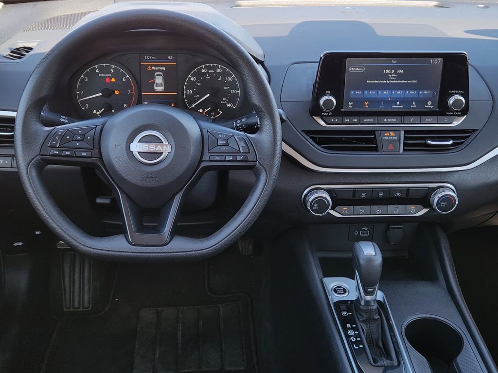 Used 2024 Nissan Altima 2.5 S image 27