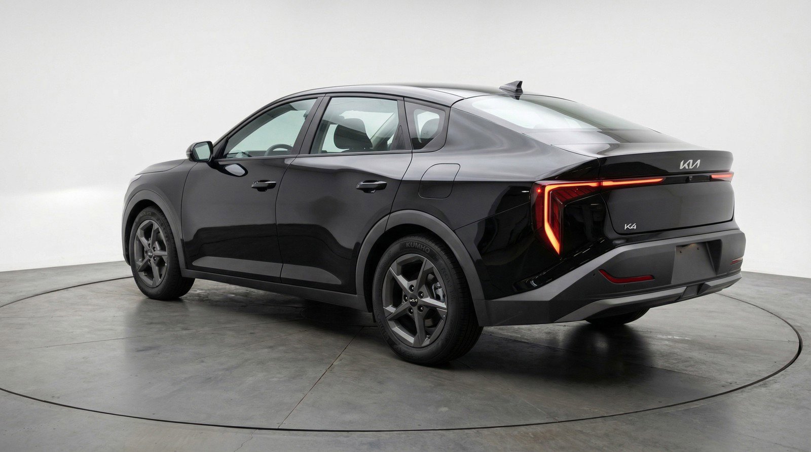 Used 2025 Kia K4 FWD image 5