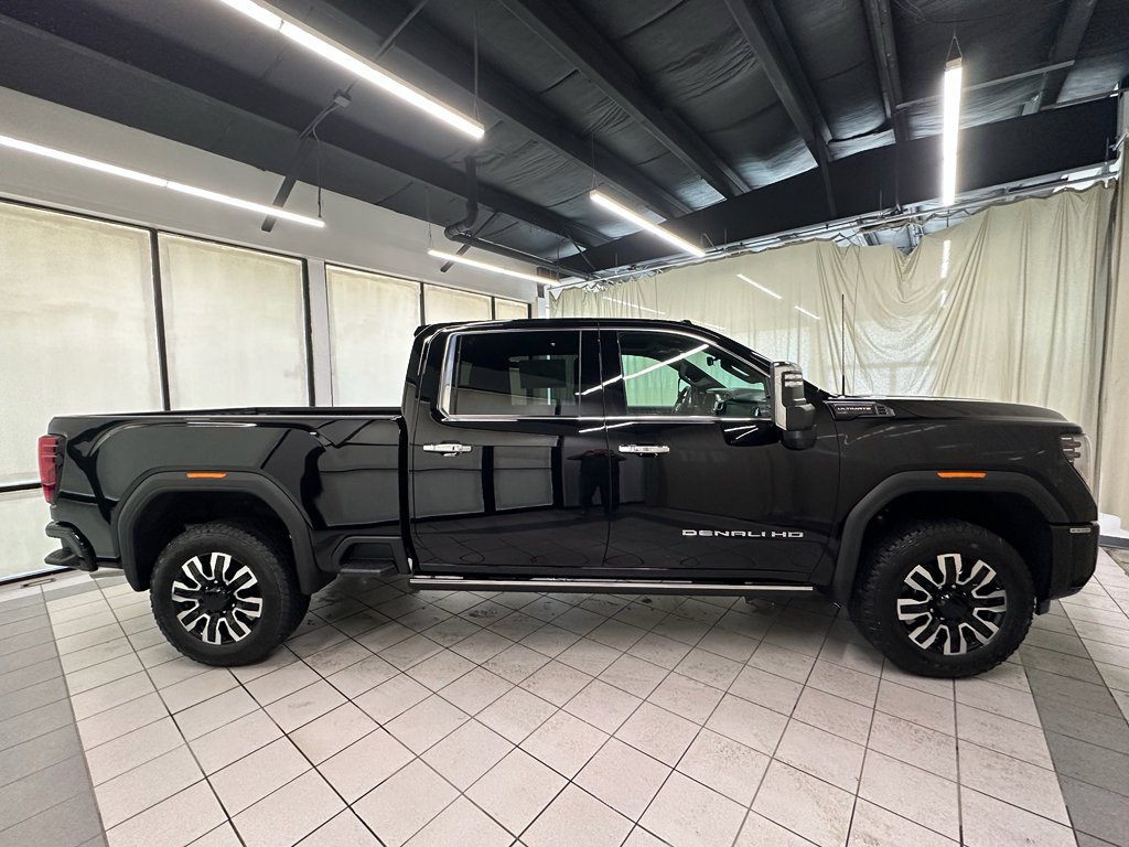 New 2026 GMC Sierra 2500 Denali Ultimate AWD/4WD image 3