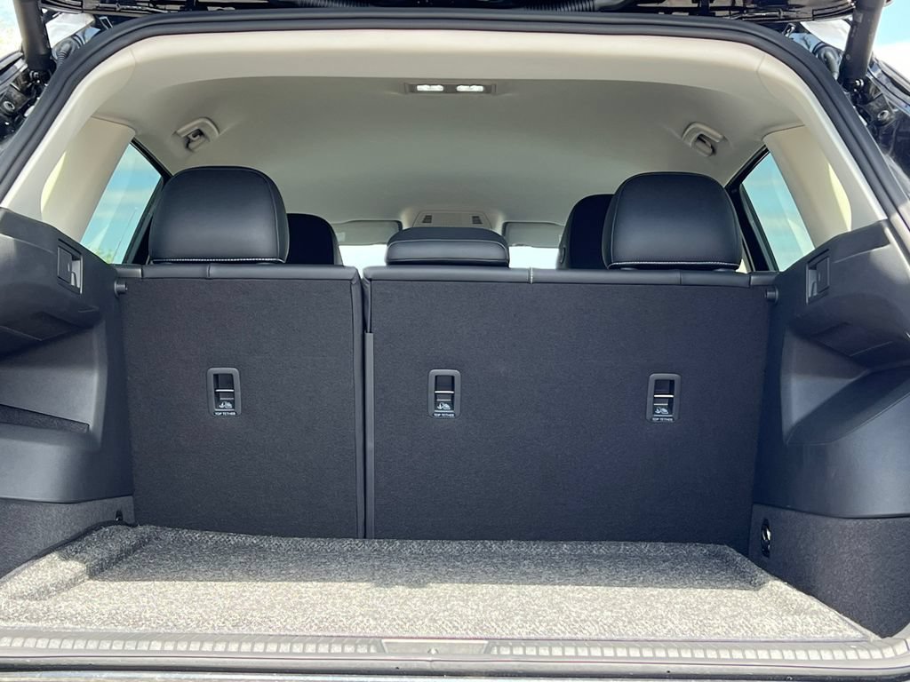 New 2025 Volkswagen Tiguan SE AWD/4WD image 35