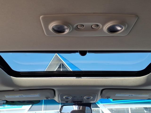 Used 2016 GMC Acadia SLT w/ Technology Package image 23