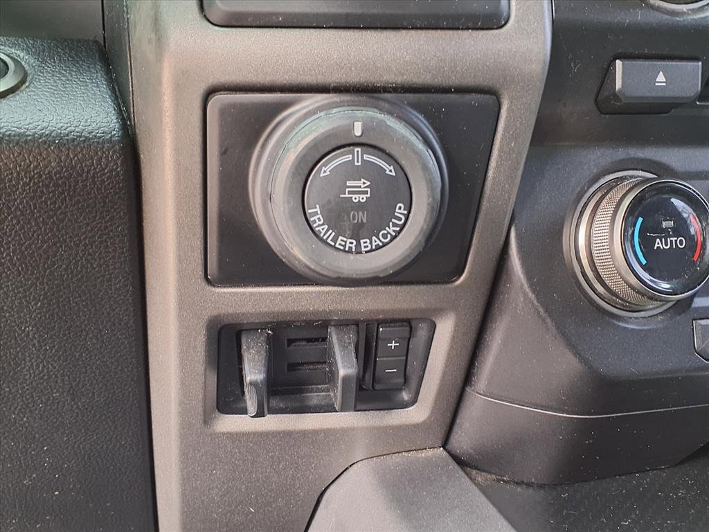 Used 2017 Ford F150 Raptor w/ Equipment Group 802A Luxury image 31