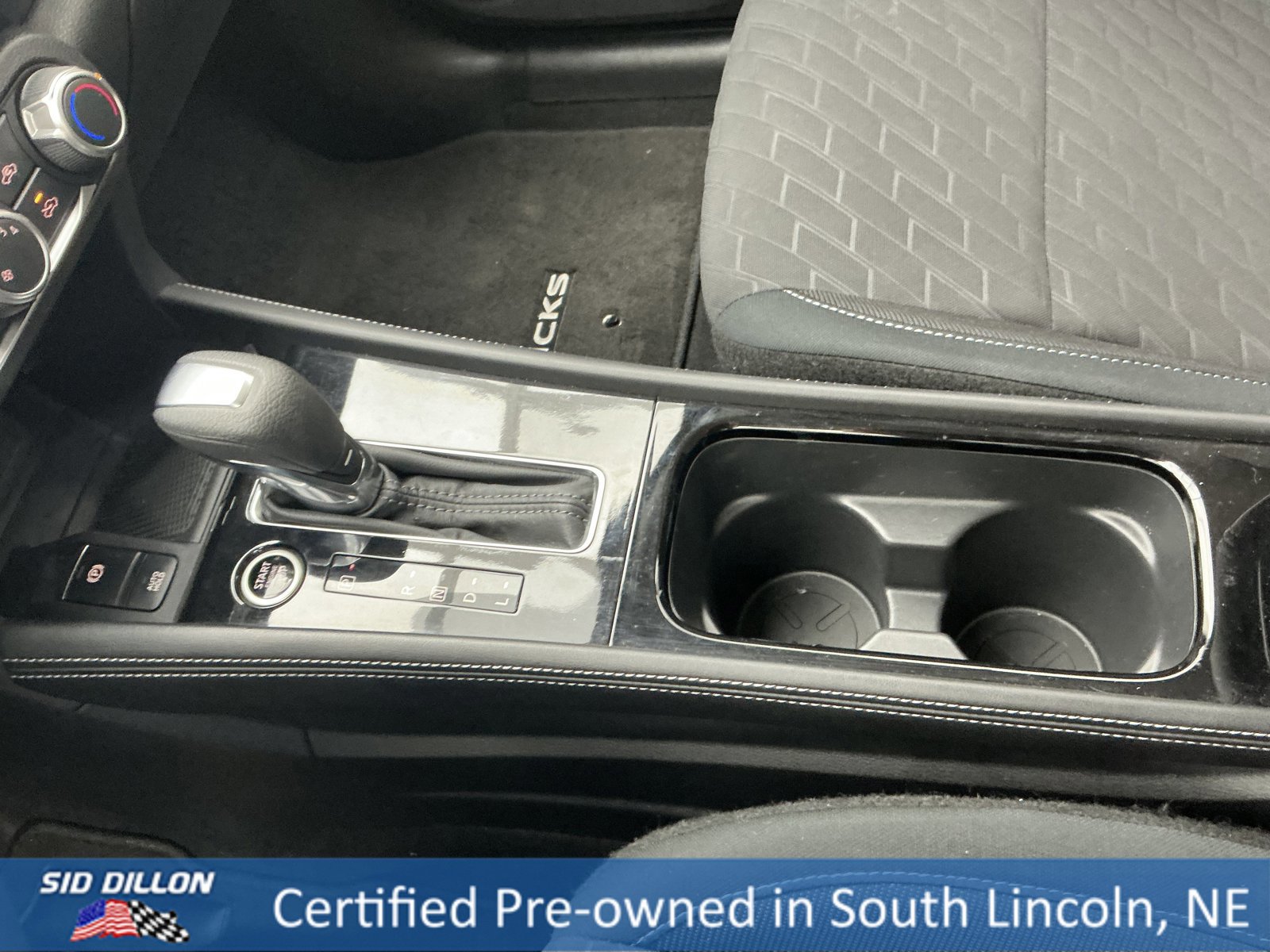 Used 2024 Nissan Kicks SV image 12