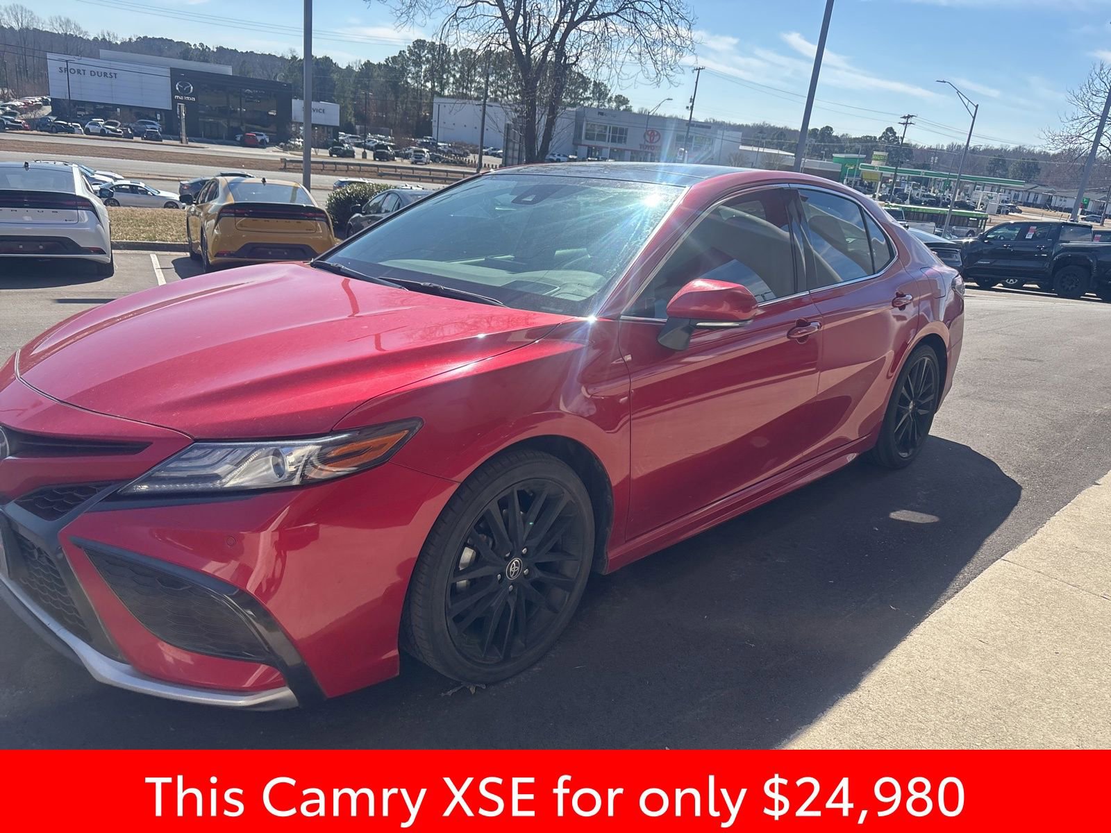 Used 2022 Toyota Camry XSE image 15