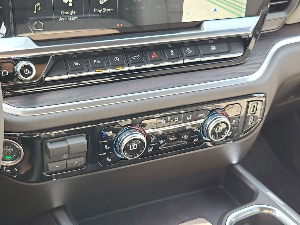 New 2026 GMC Sierra 1500 SLT image 17