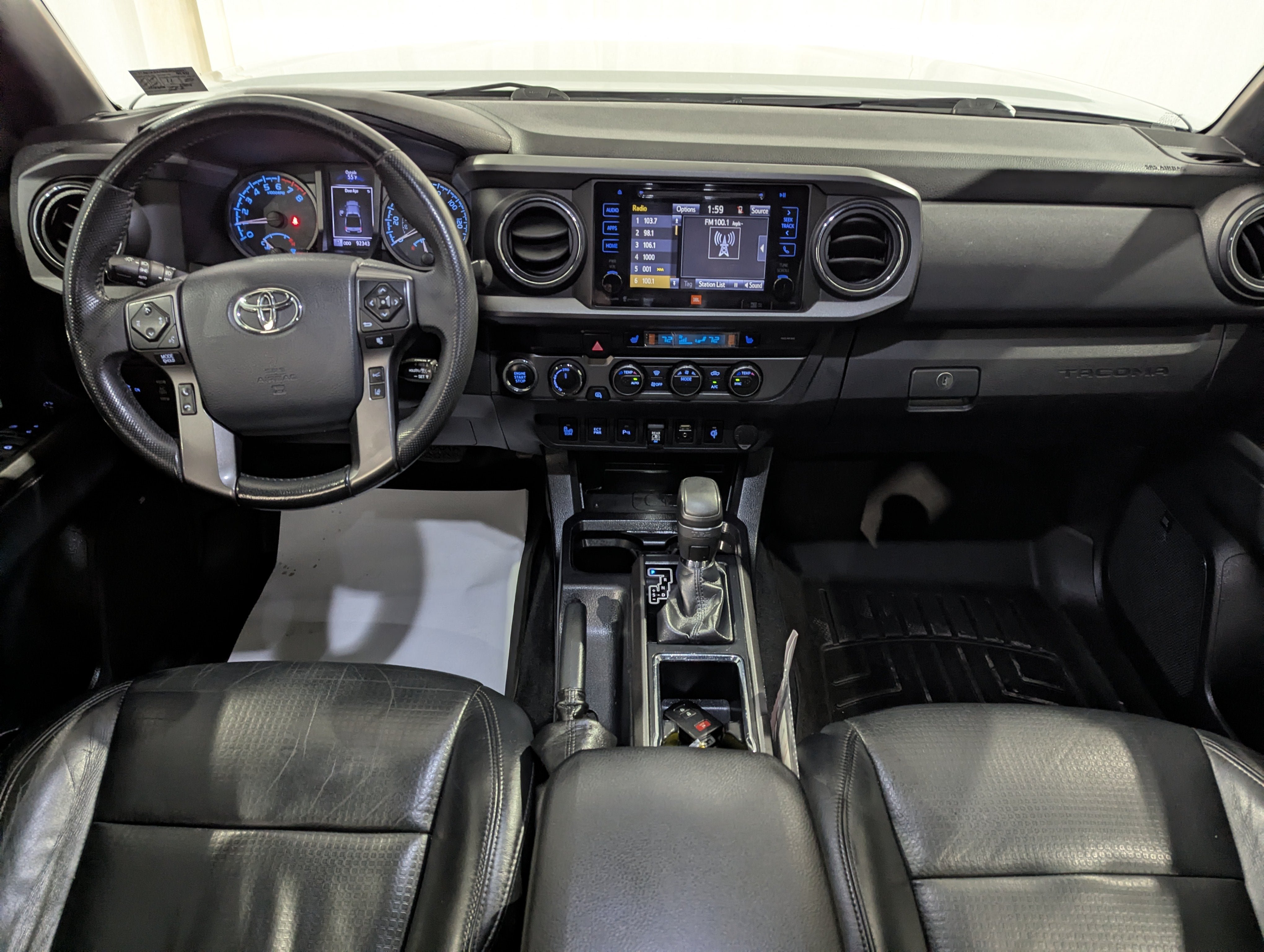 Used 2019 Toyota Tacoma TRD Off-Road AWD/4WD image 12