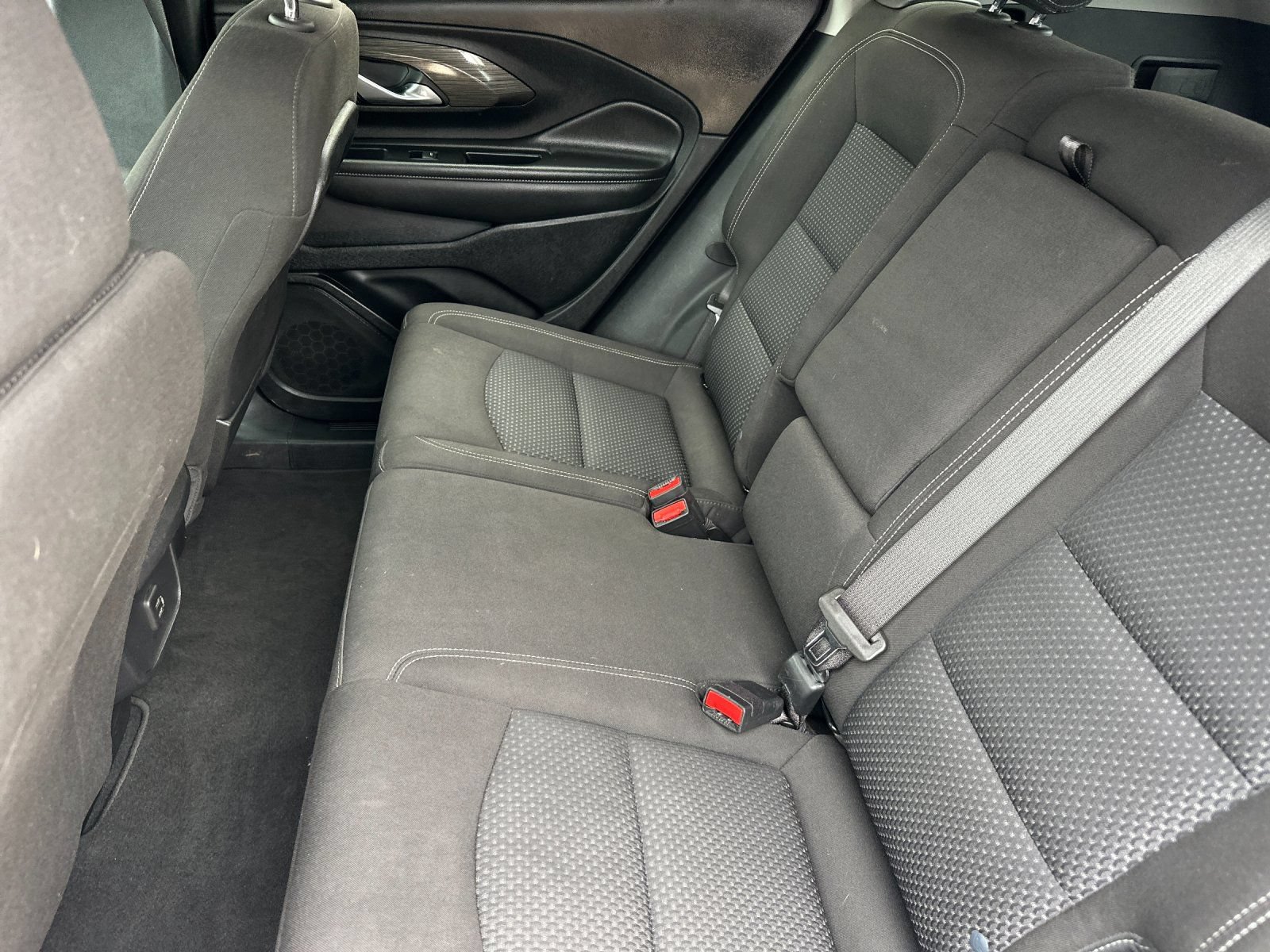 Used 2023 GMC Terrain SLE w/ Driver Convenience Package FWD image 12