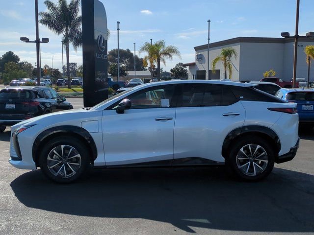 Used 2023 Lexus RZ 450e Premium w/ Technology Package image 9