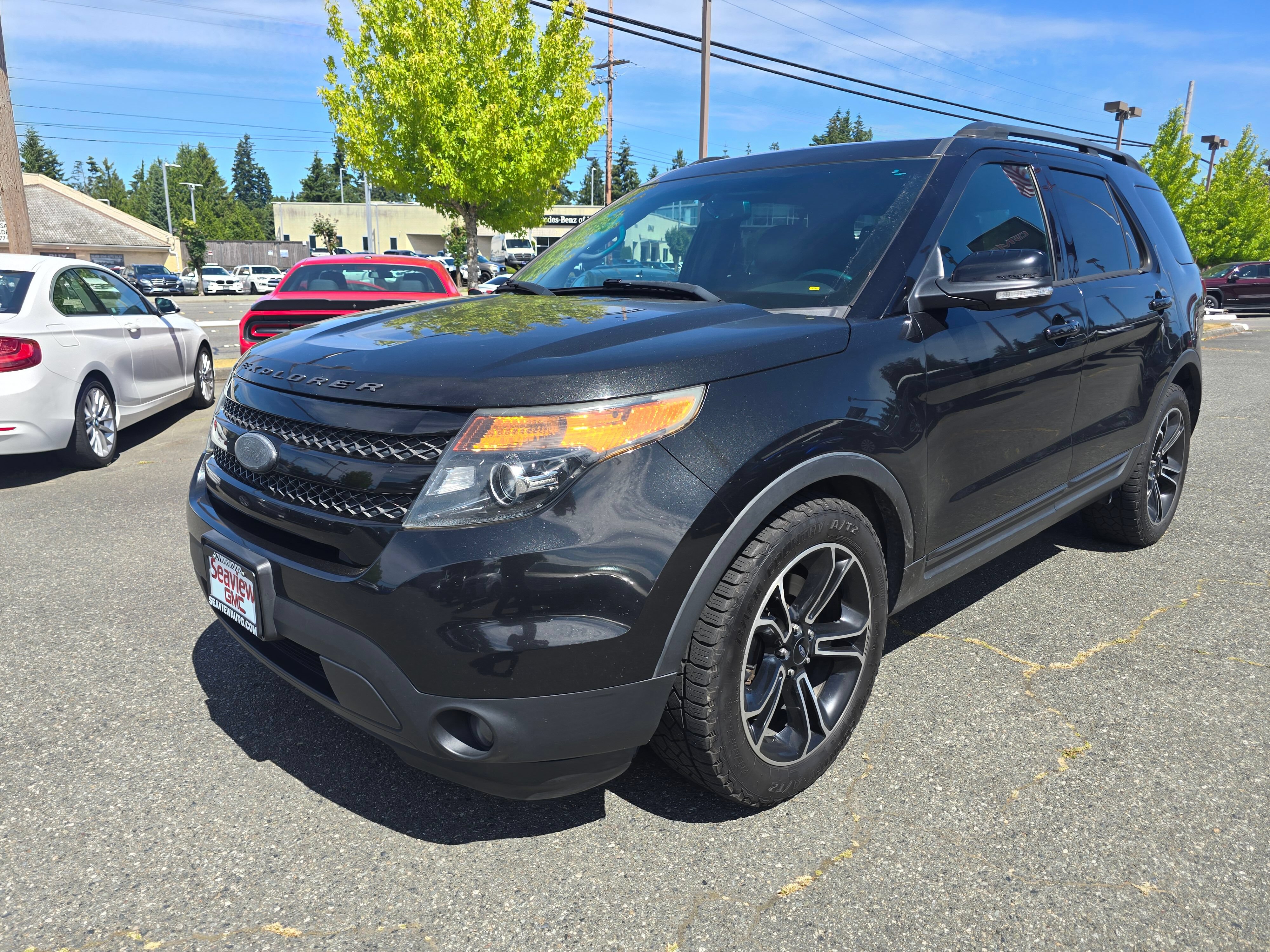 Used 2014 Ford Explorer Sport w/ Equipment Group 401A AWD/4WD image 3